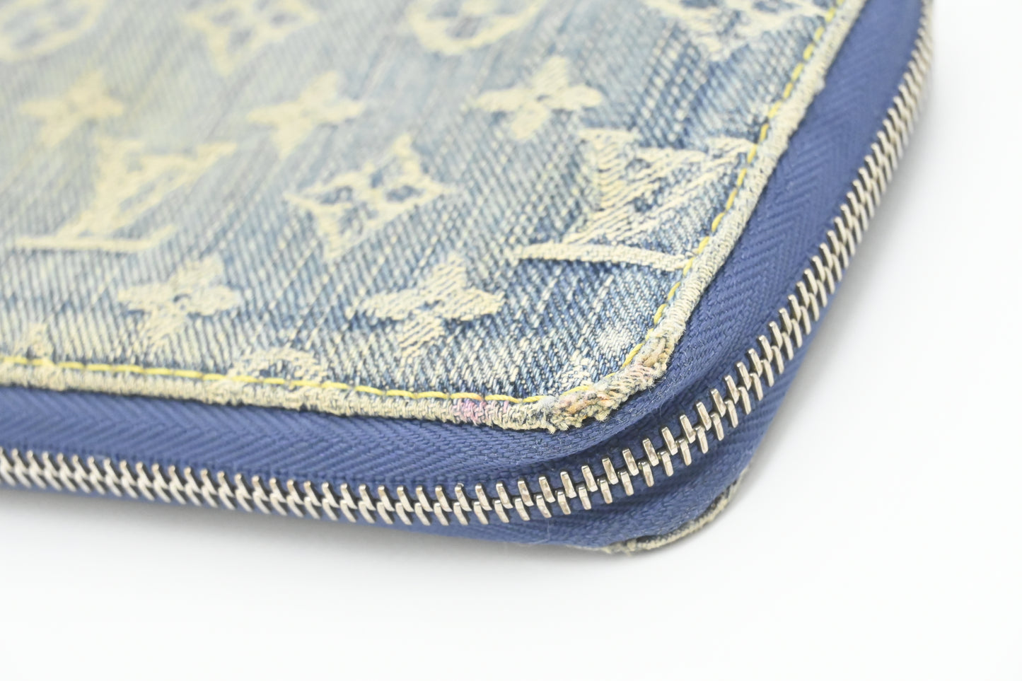 Louis Vuitton Long Zippy Wallet in Monogram Denim