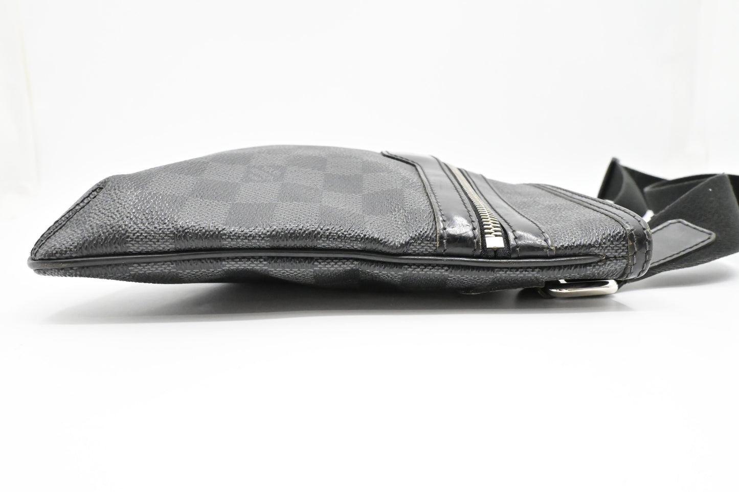 Louis Vuitton Thomas in Damier Graphite Canvas