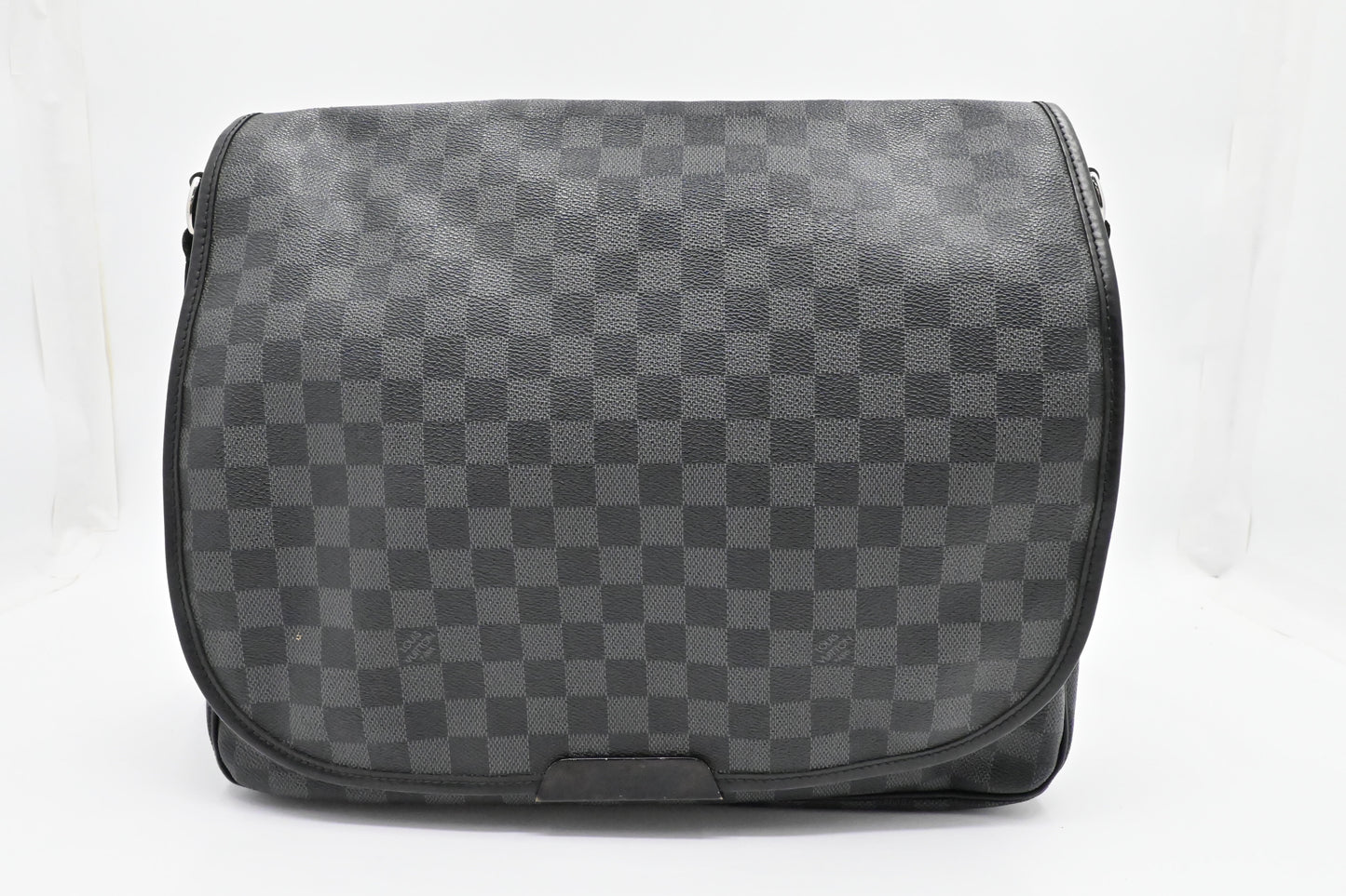 Louis Vuitton Daniel GM in Damier Graphite Canvas