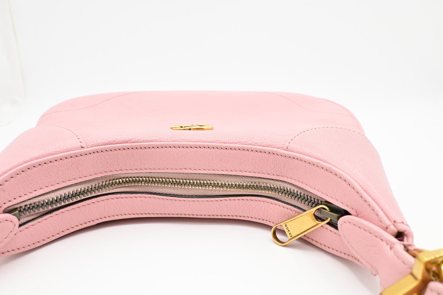 Gucci Small Aphrodite Shoulder Bag in Pink Leather