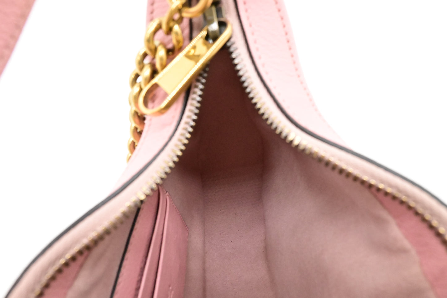 Gucci Small Aphrodite Shoulder Bag in Pink Leather