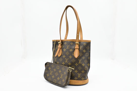 Louis Vuitton Bucket PM in Monogram Canvas