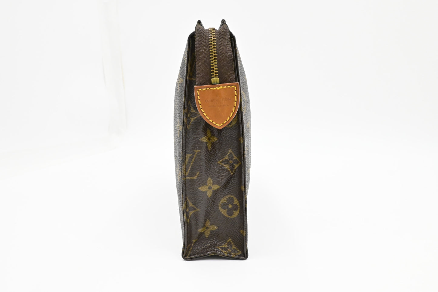 Louis Vuitton Toiletry 26 in Monogram Canvas