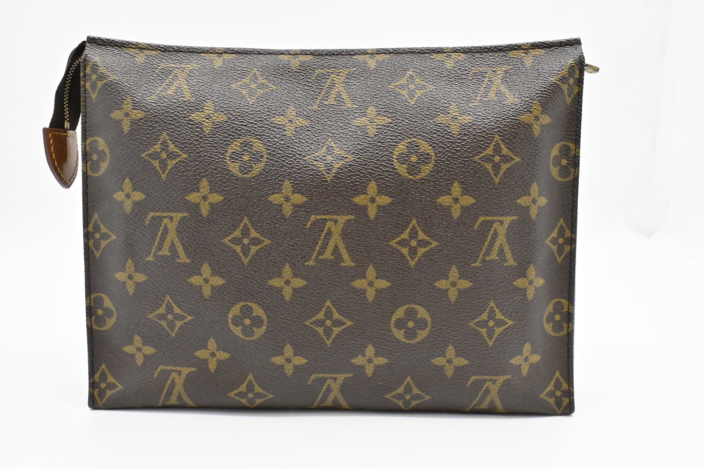 Louis Vuitton Toiletry 26 in Monogram Canvas