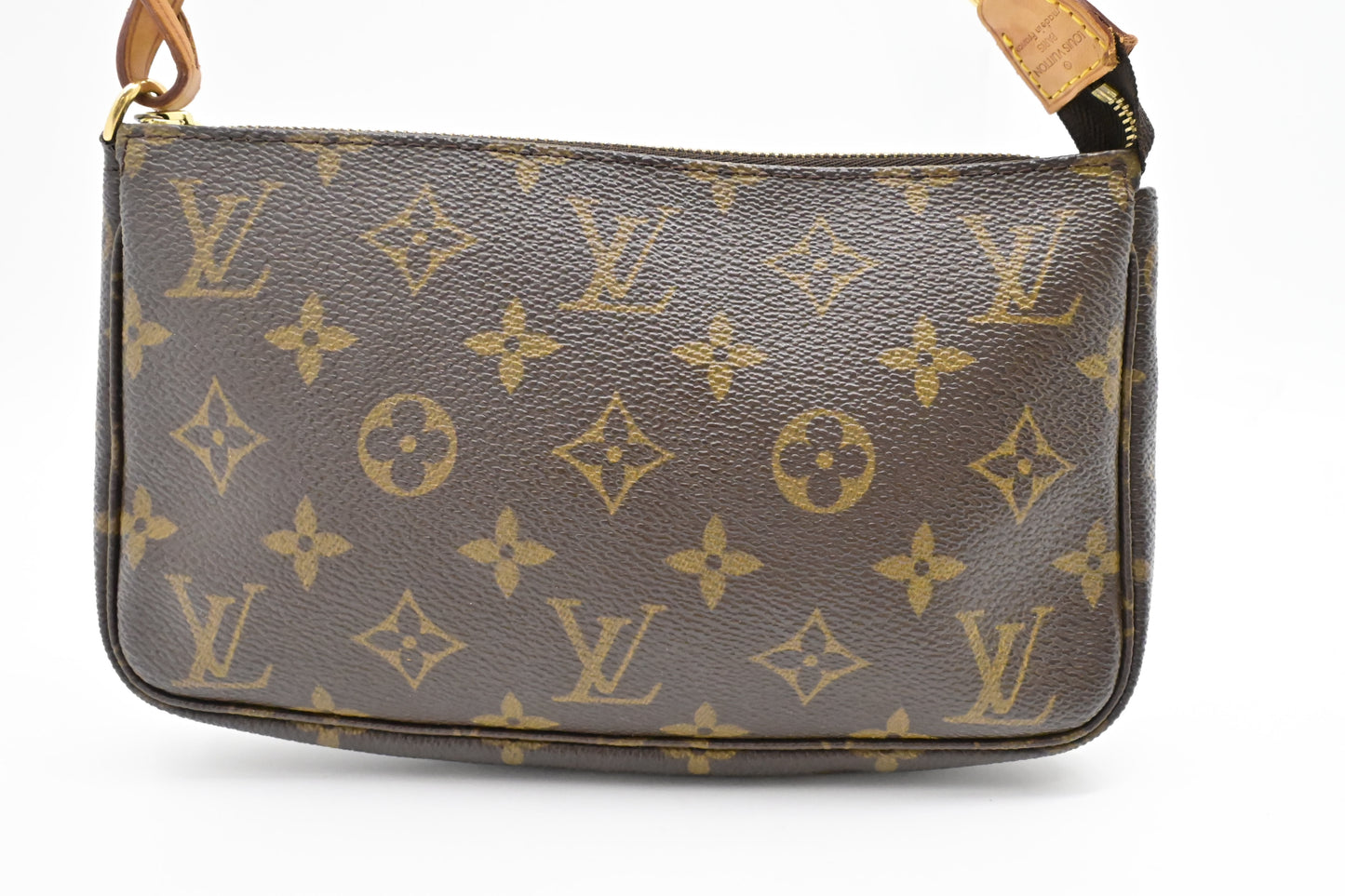 Louis Vuitton Pochette Accessoires in Monogram Canvas