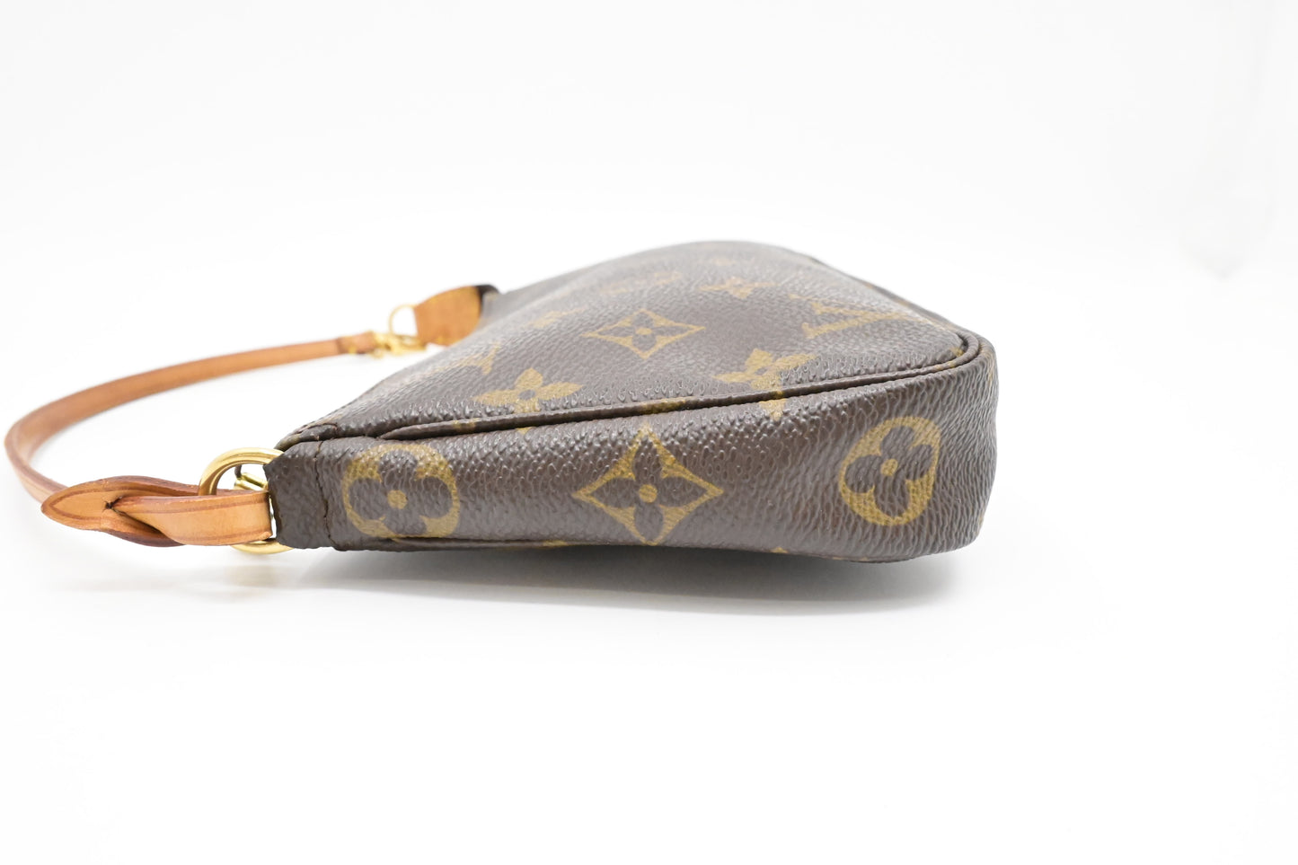 Louis Vuitton Pochette Accessoires in Monogram Canvas