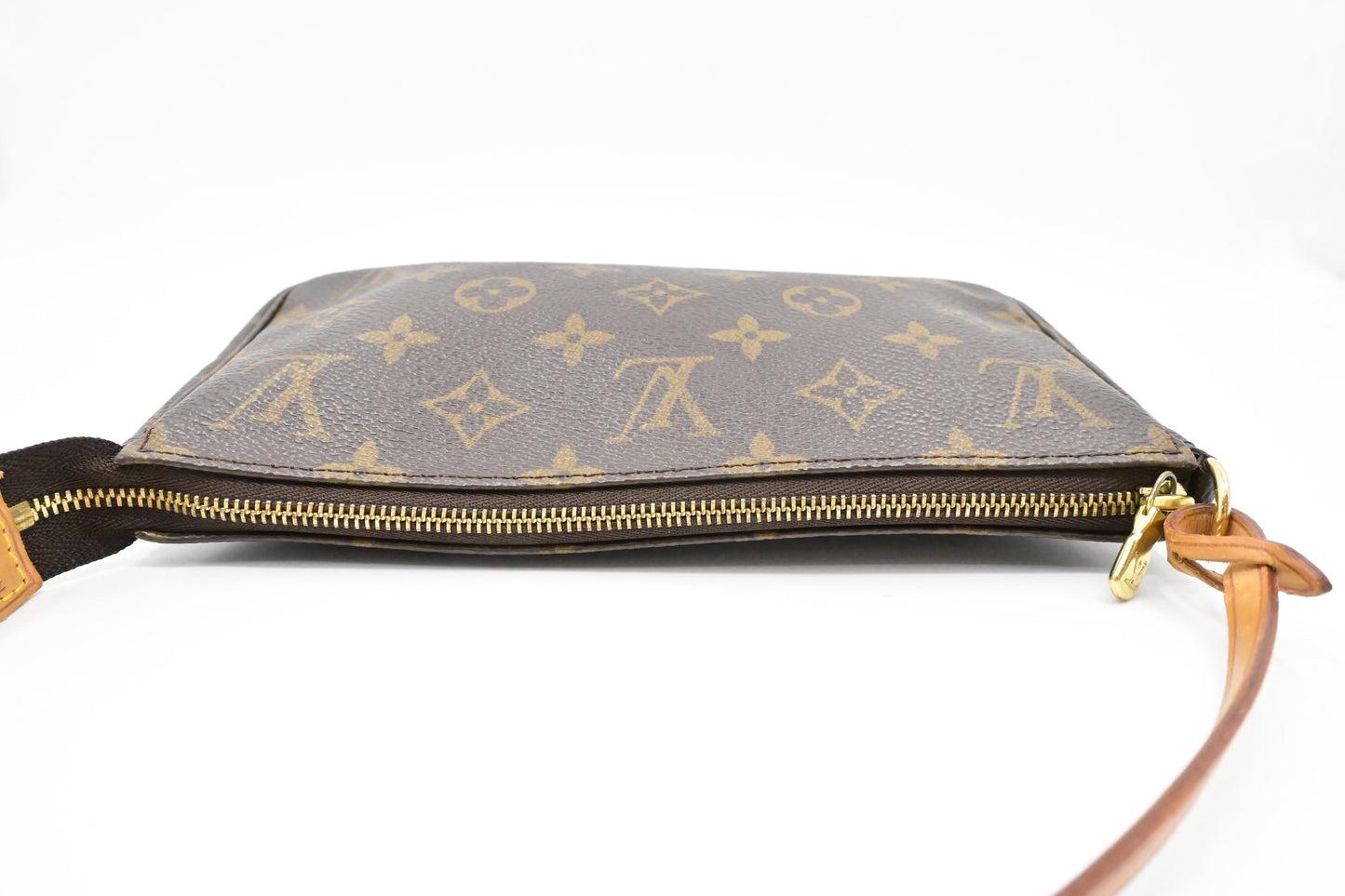 Louis Vuitton Pochette Accessoires in Monogram Canvas