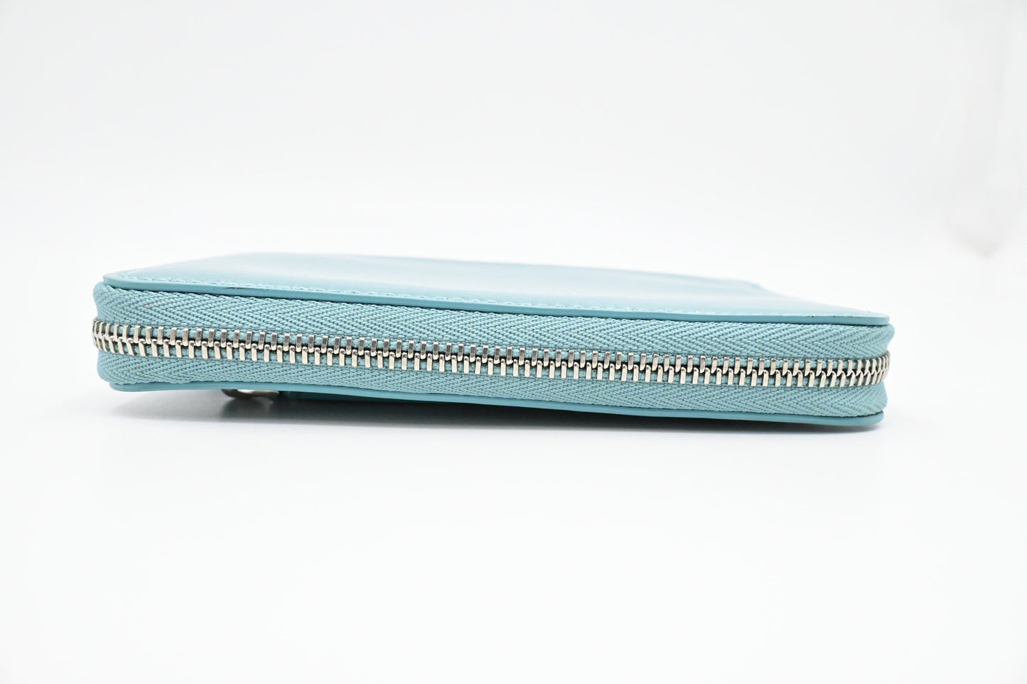 Tiffany & Co. Zippy Wallet in Tiffany Blue Leather