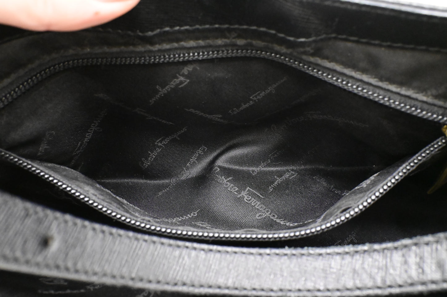 Ferragamo Shoulder Bag in Black Leather