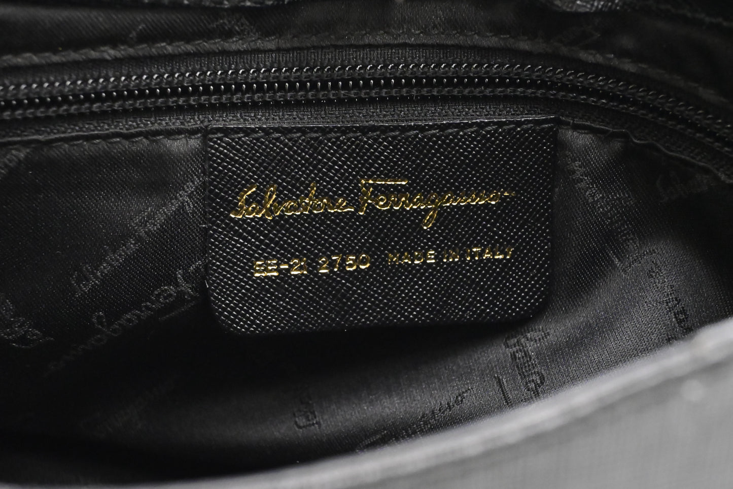 Ferragamo Shoulder Bag in Black Leather