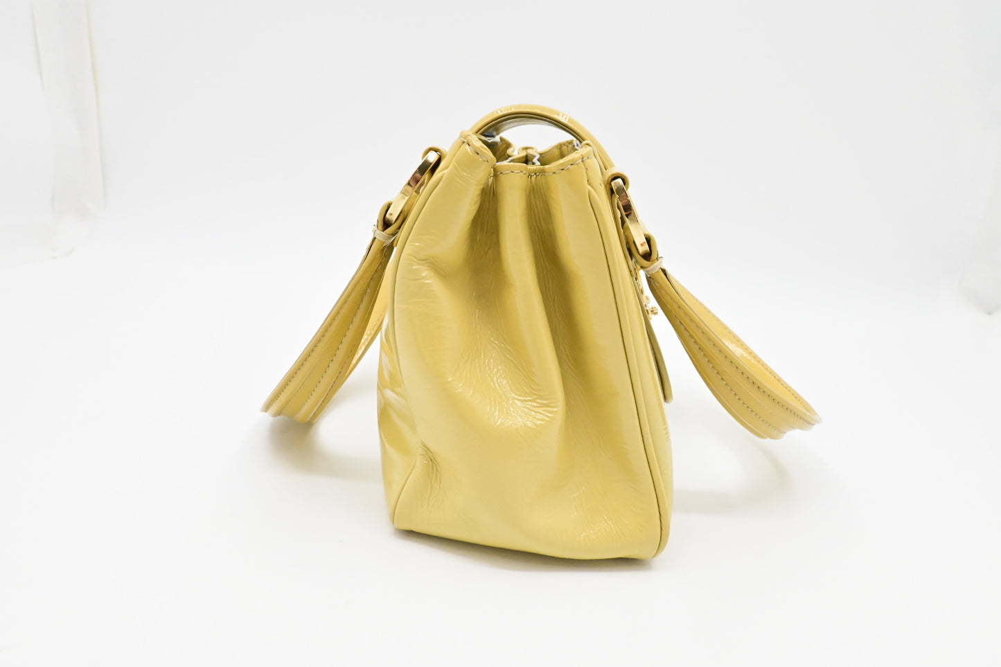 Louis Vuitton Cruise Sac Bicolore in Yellow Vernis Leather