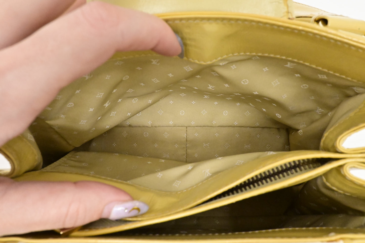 Louis Vuitton Cruise Sac Bicolore in Yellow Vernis Leather