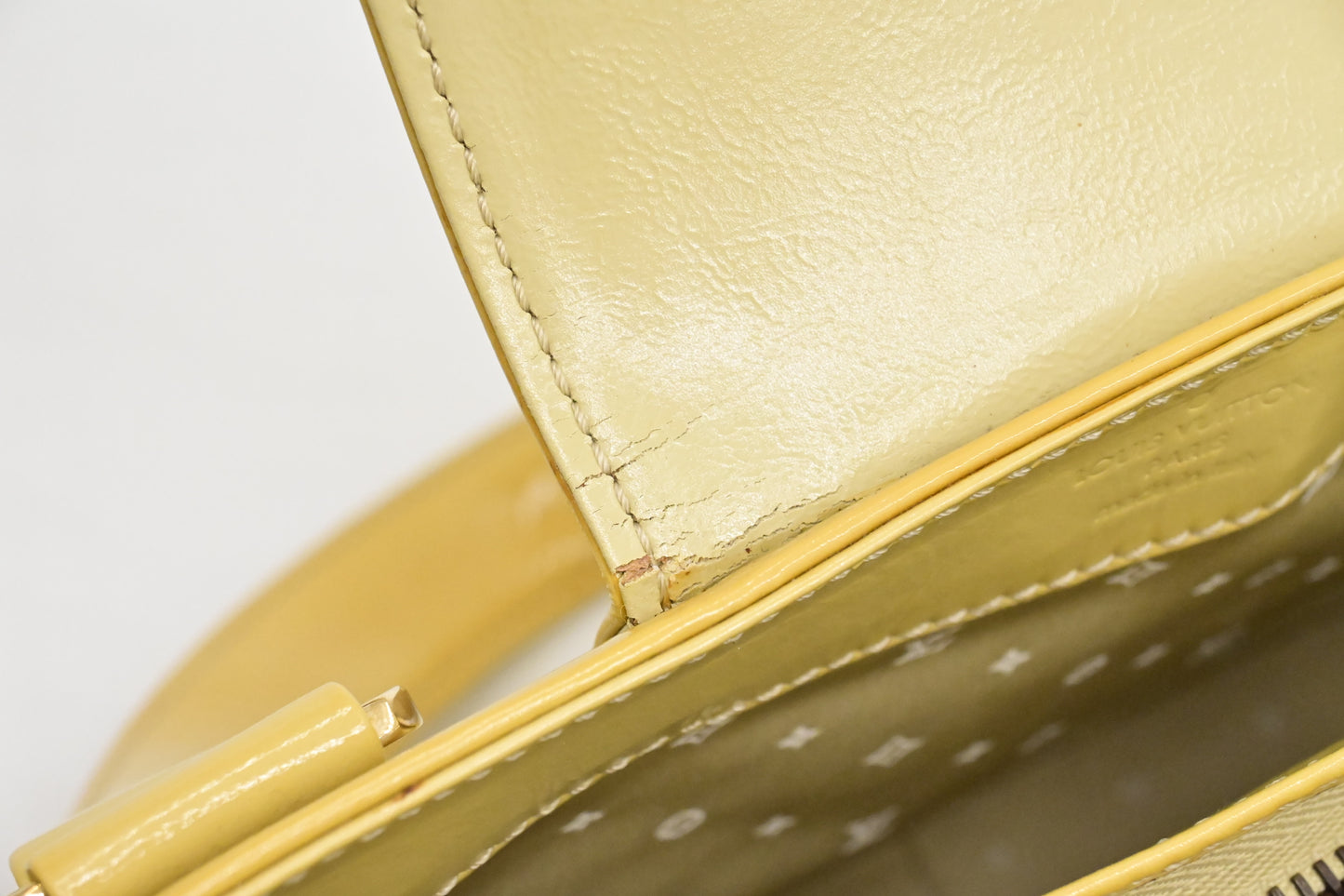 Louis Vuitton Cruise Sac Bicolore in Yellow Vernis Leather