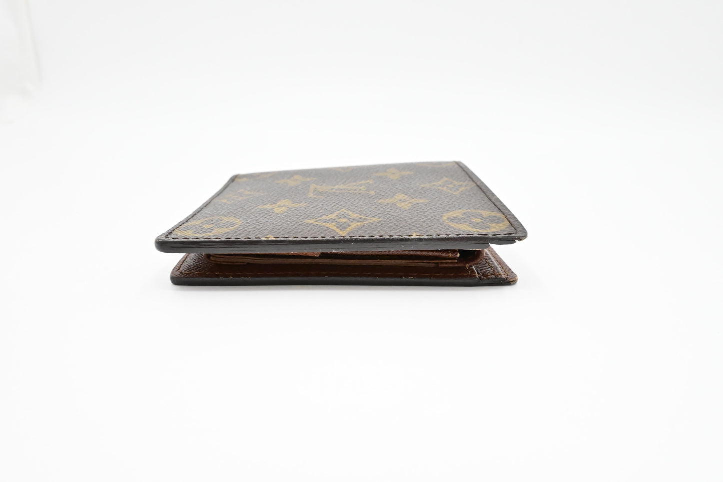 Louis Vuitton Bifold Wallet in Monogram Canvas