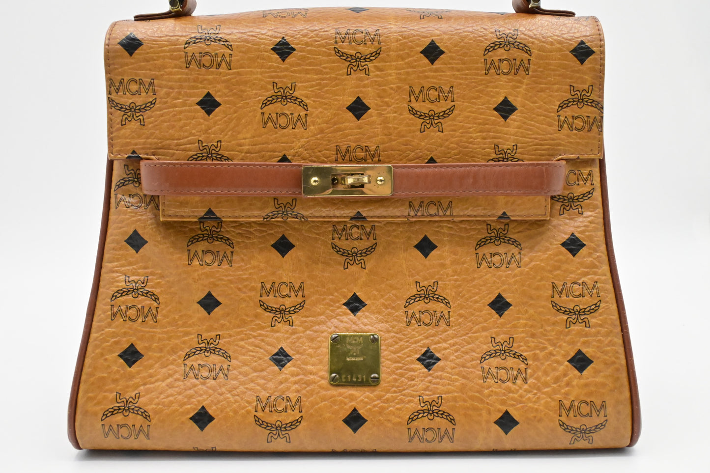 MCM Medium Kelly in Cognac Visetos Canvas