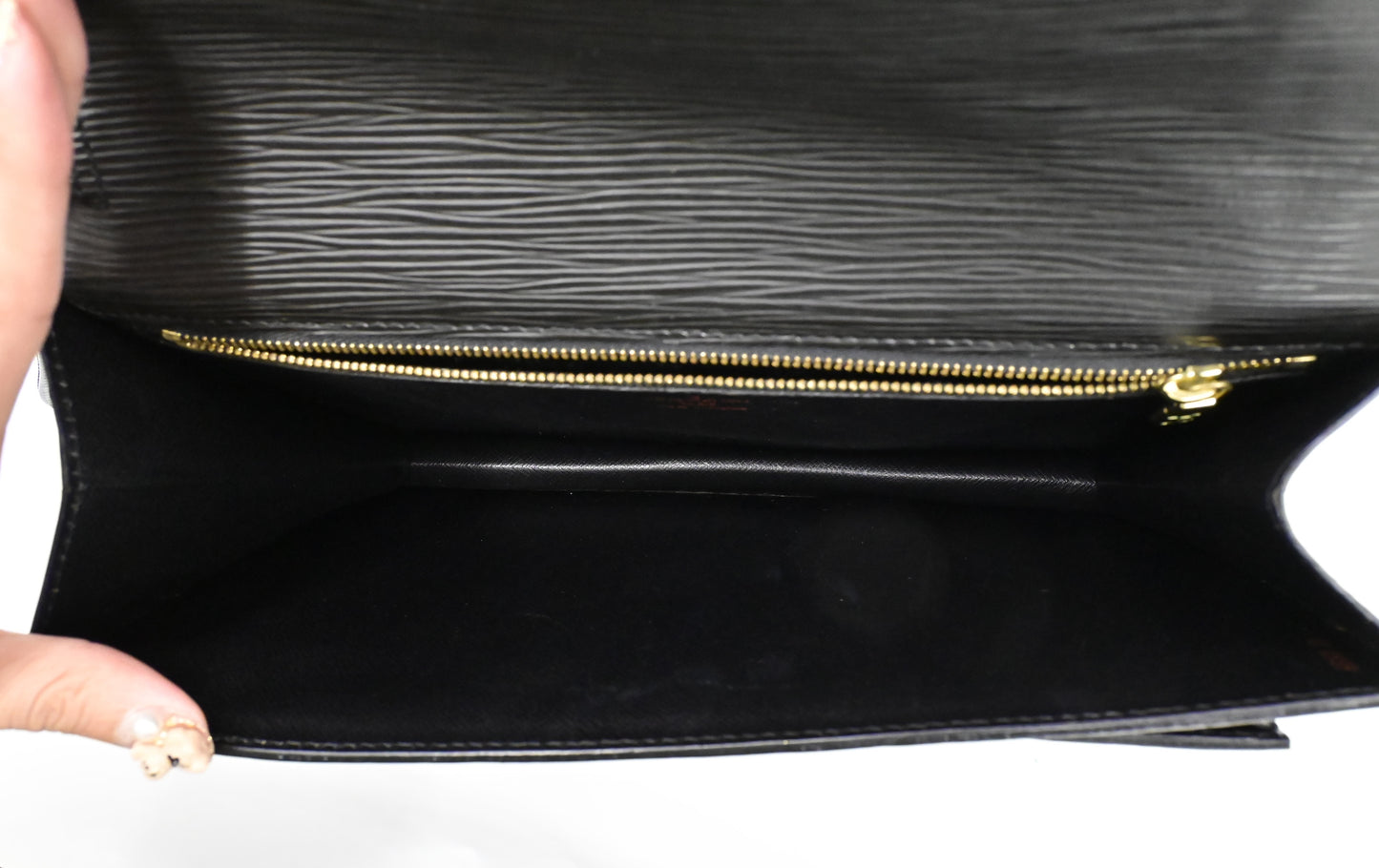 Louis Vuitton Sellier Dragonne in Black Epi Leather