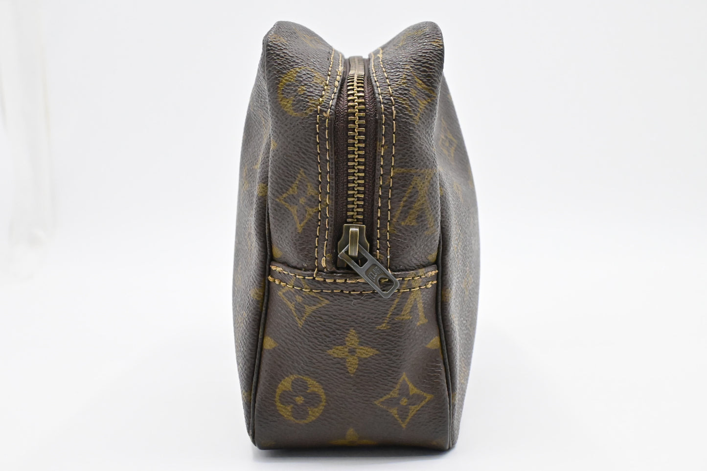 Louis Vuitton Trousse 28 in Monogram Canvas