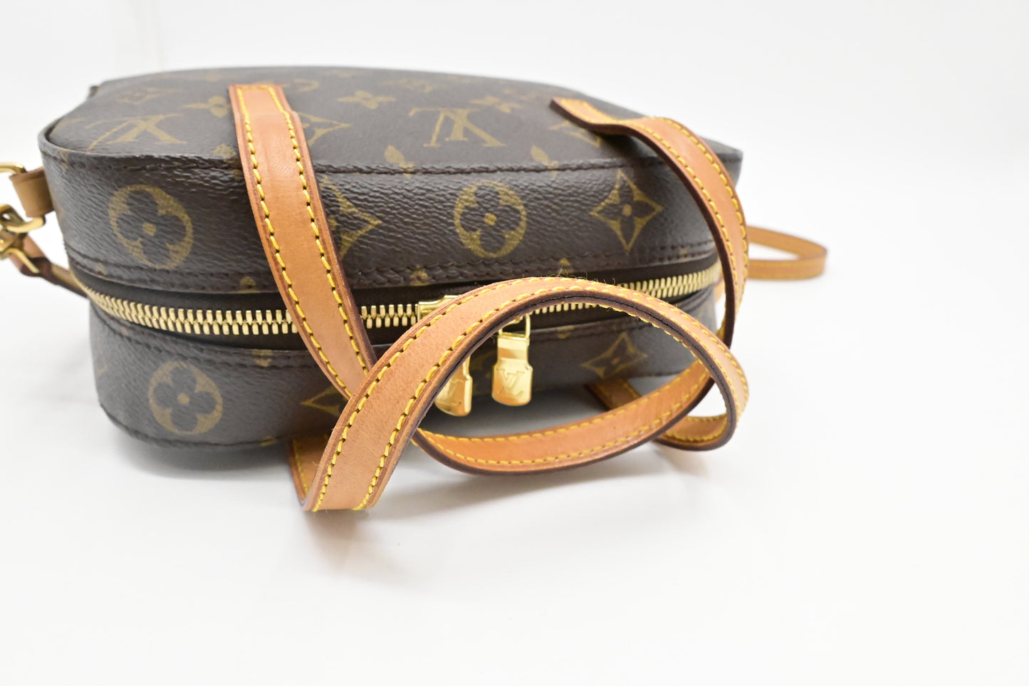 Louis Vuitton Spontini in Monogram Canvas