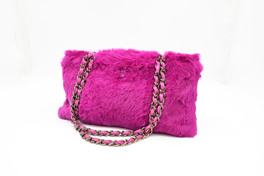 Chanel Chain Shoulder Bag in Pink Fur