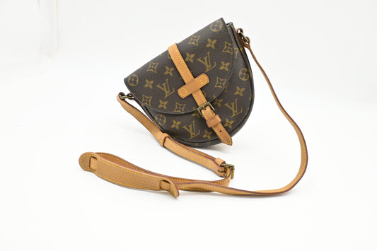 Louis Vuitton Chantilly PM in Monogram Canvas