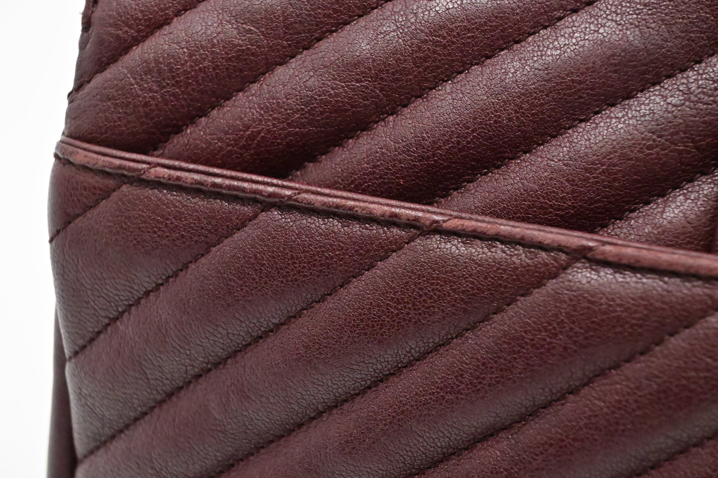 YSL Saint Laurent College Medium in Burgundy Leather