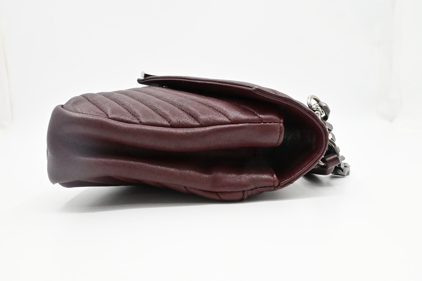 YSL Saint Laurent College Medium in Burgundy Leather