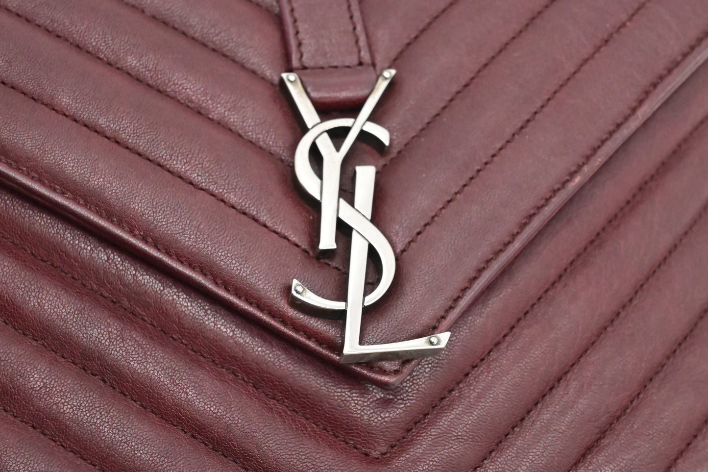 YSL Saint Laurent College Medium in Burgundy Leather