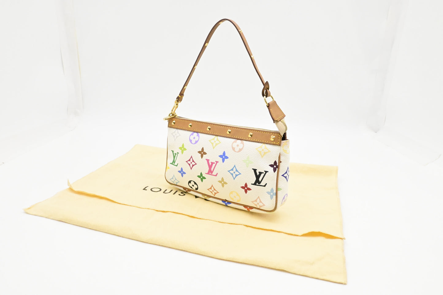 Louis Vuitton x Takashi Murakami Pochette Accessoires in White Multicolor Monogram Canvas