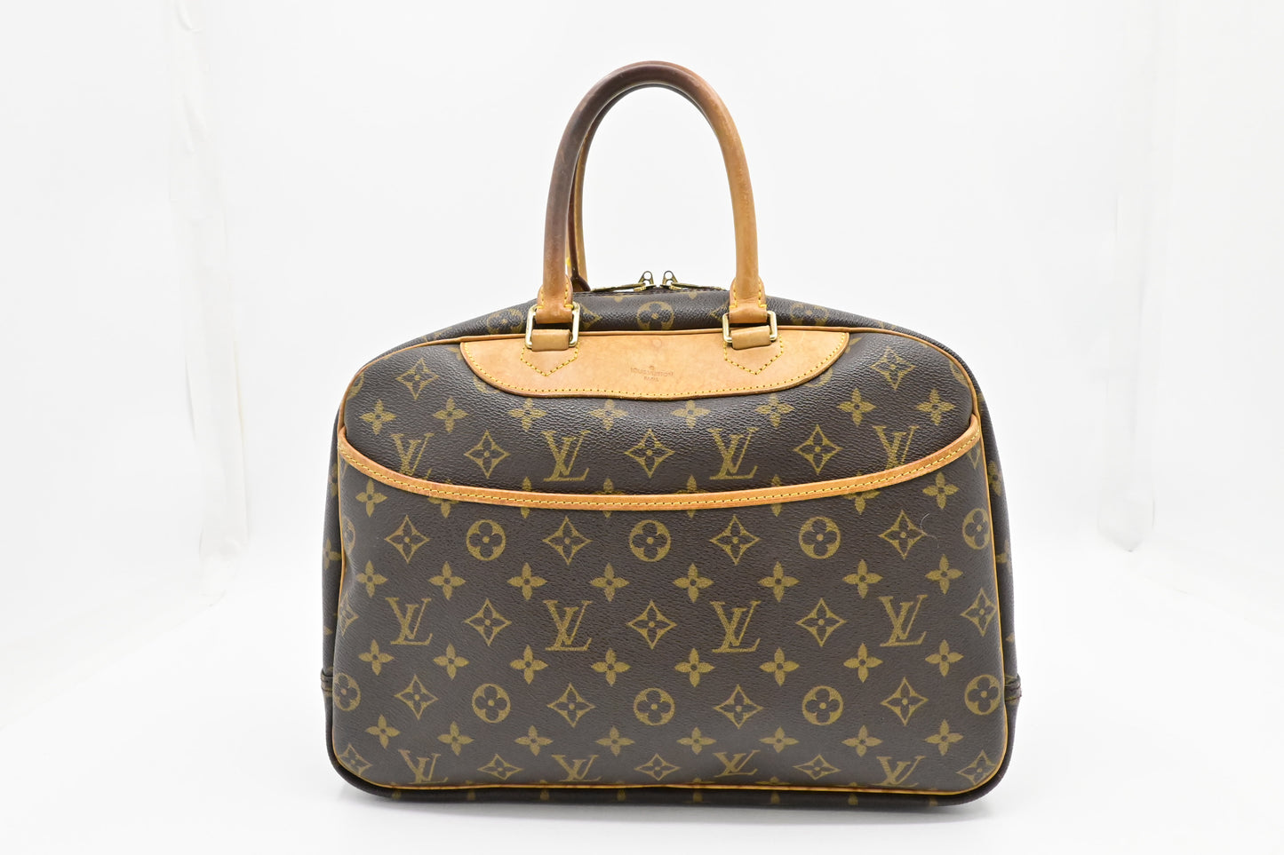 Louis Vuitton Deauville in Monogram Canvas