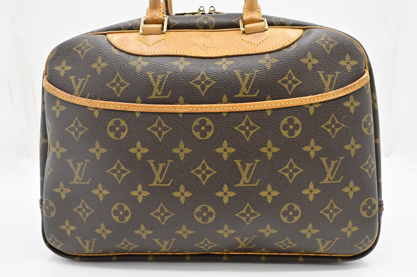 Louis Vuitton Deauville in Monogram Canvas