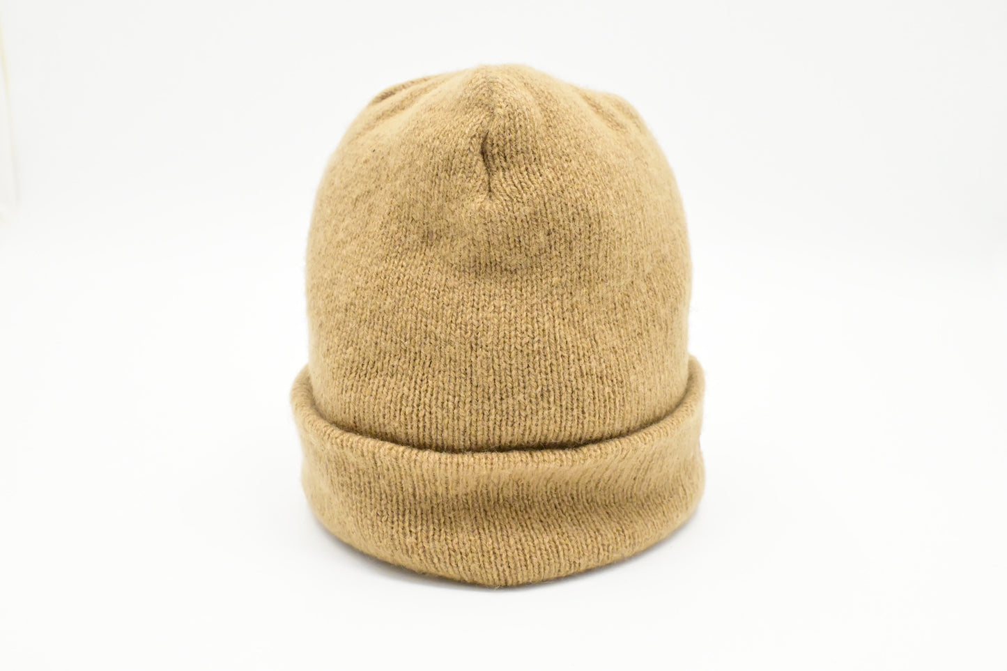 Burberry Beanie in Beige Lambswool