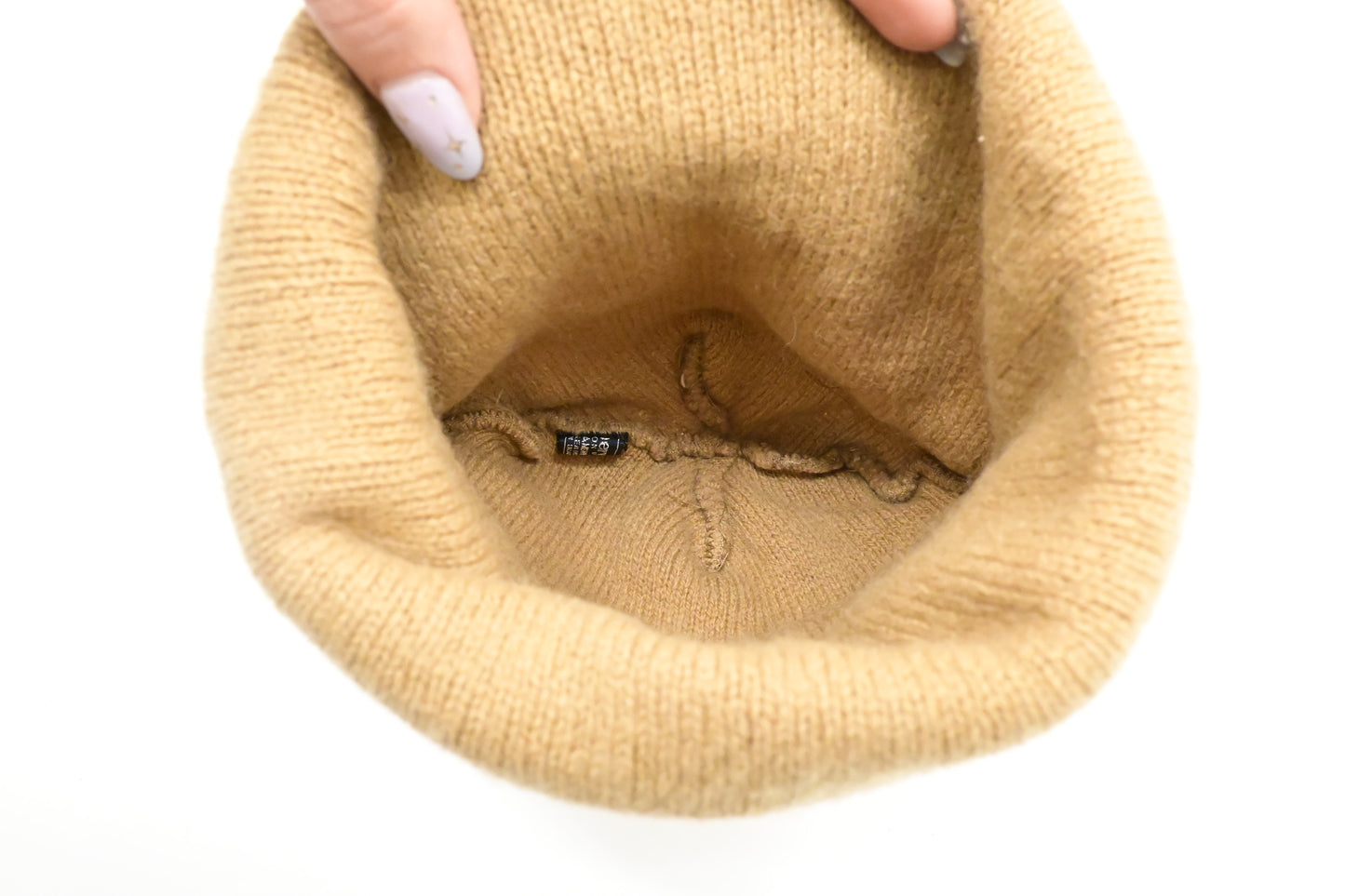 Burberry Beanie in Beige Lambswool