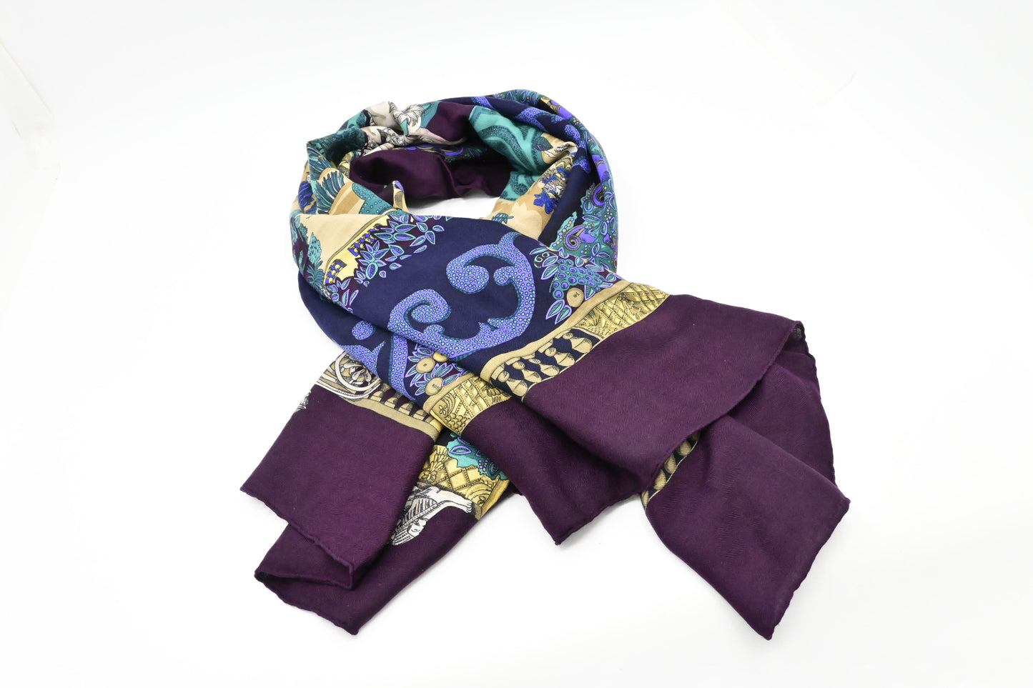 Hermes 'Le Paradis du Roy' Carre 140 in Purple Cashmere and Silk