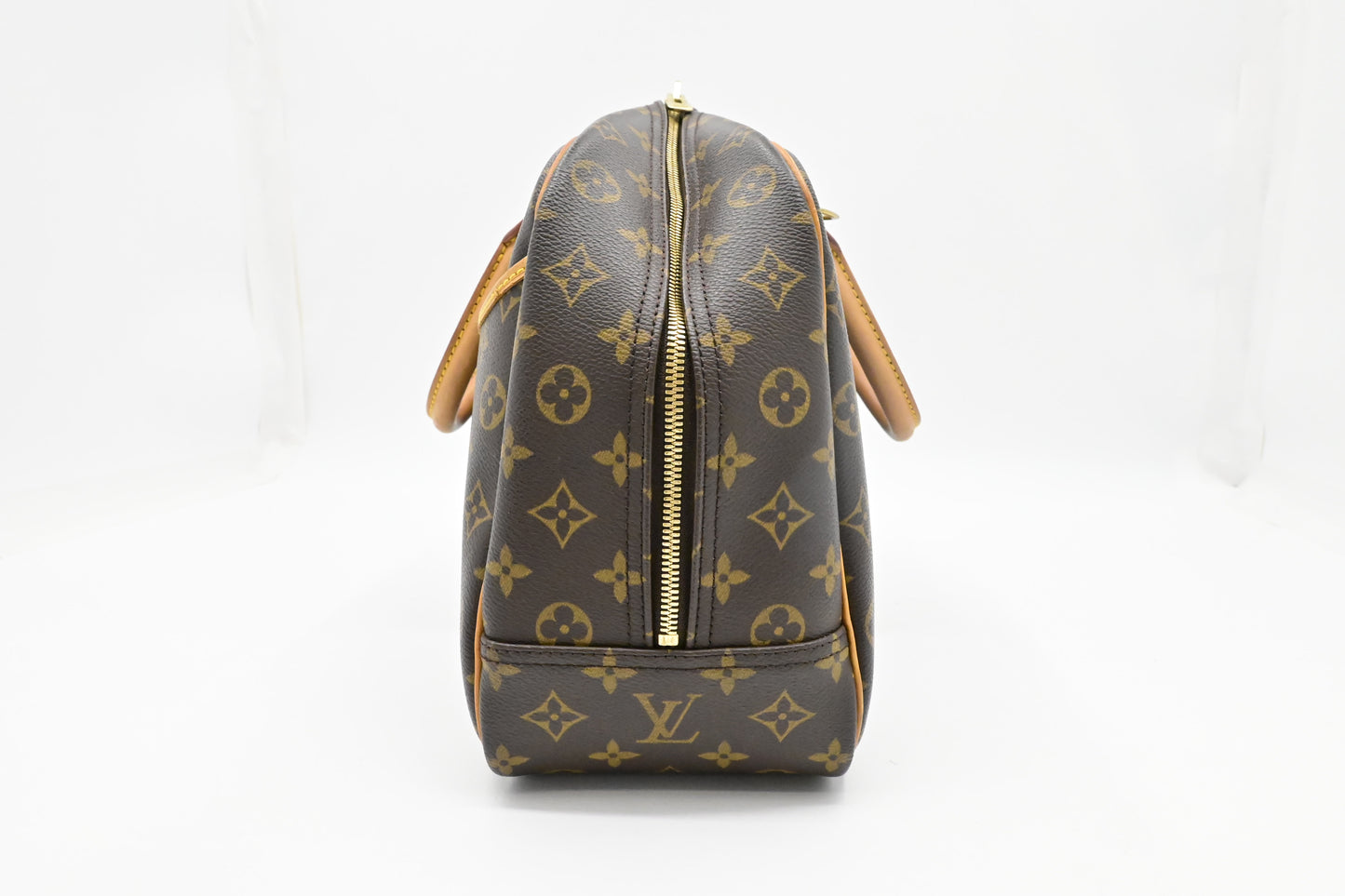 Louis Vuitton Deauville in Monogram Canvas