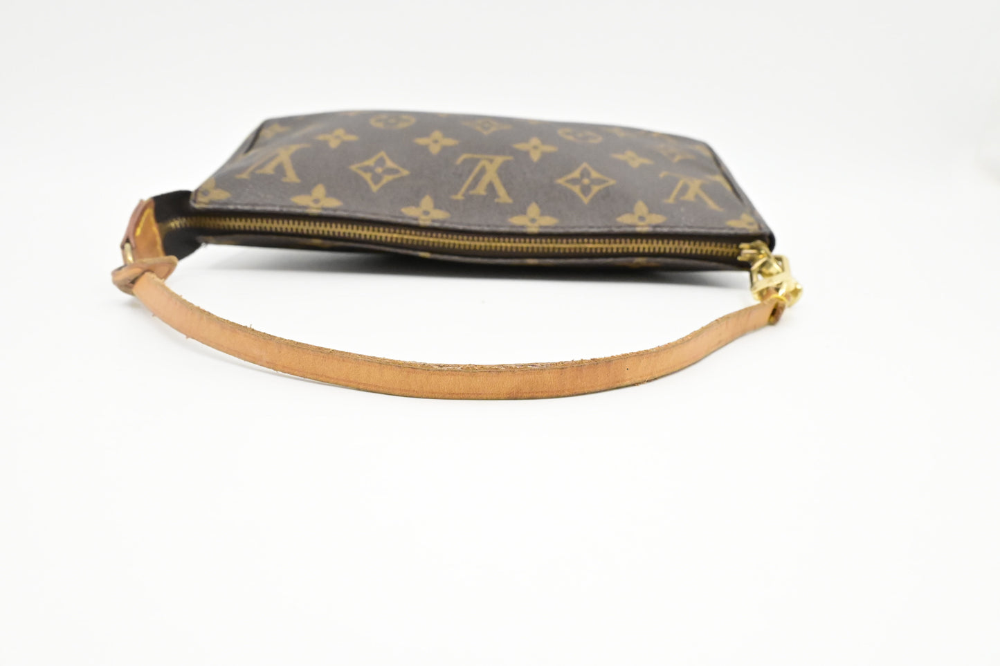 Louis Vuitton Pochette Accessoires in Monogram Canvas