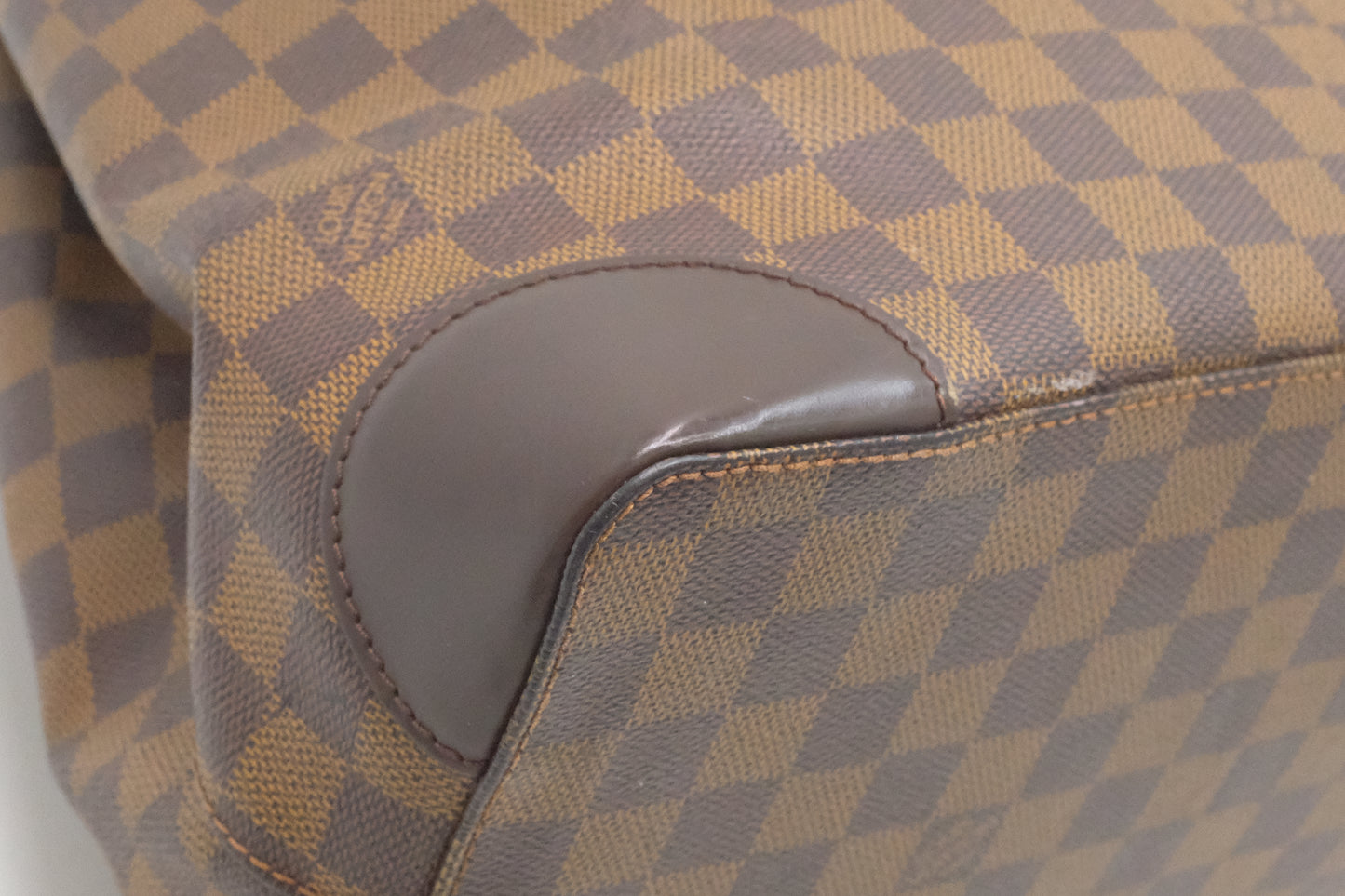 Louis Vuitton Hampstead GM in Damier Ebene Canvas