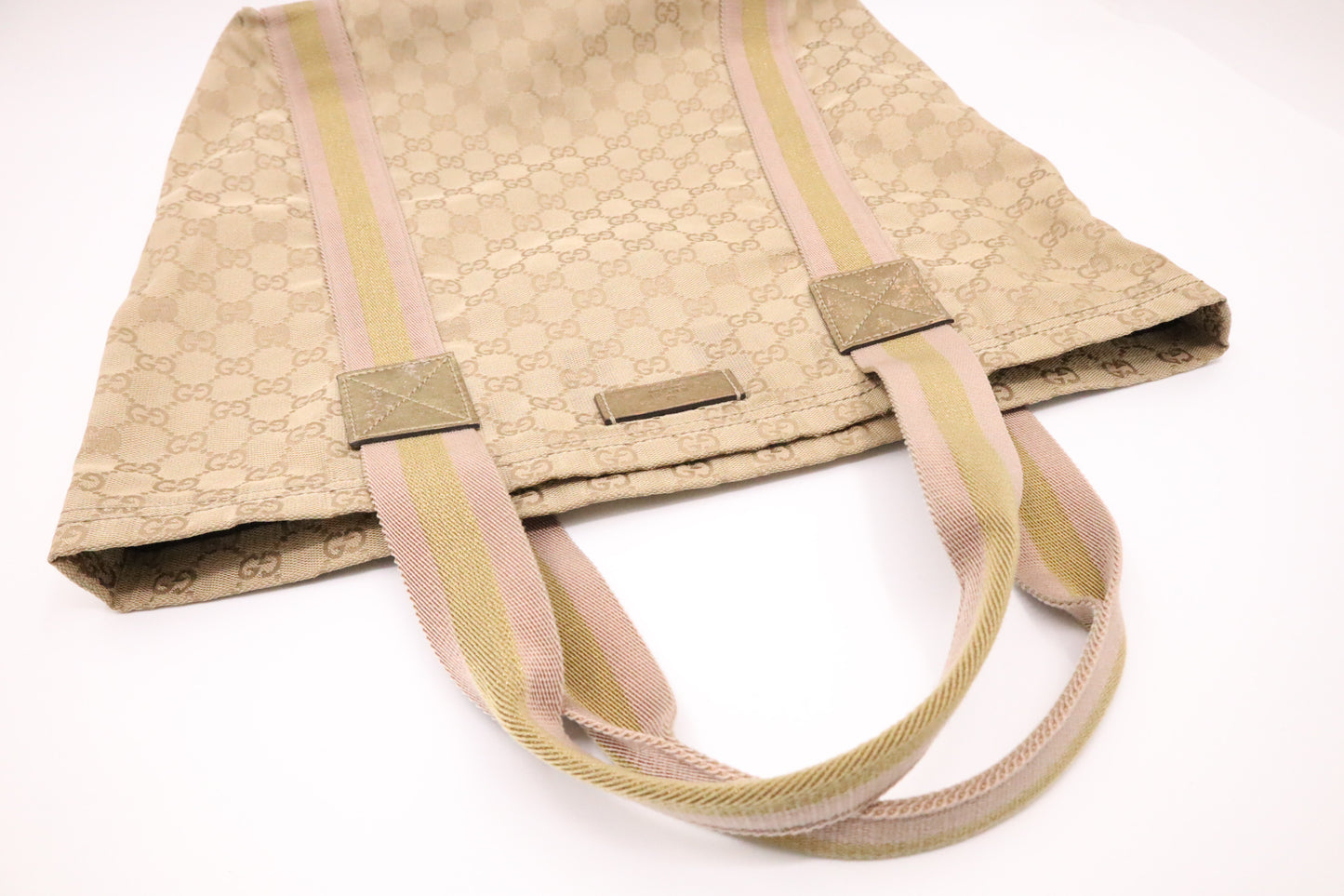 Gucci Tote in Beige GG Canvas