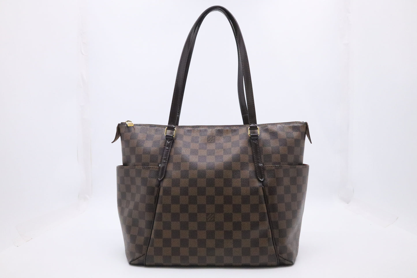 Louis Vuitton Totally MM in Damier Ebene Canvas