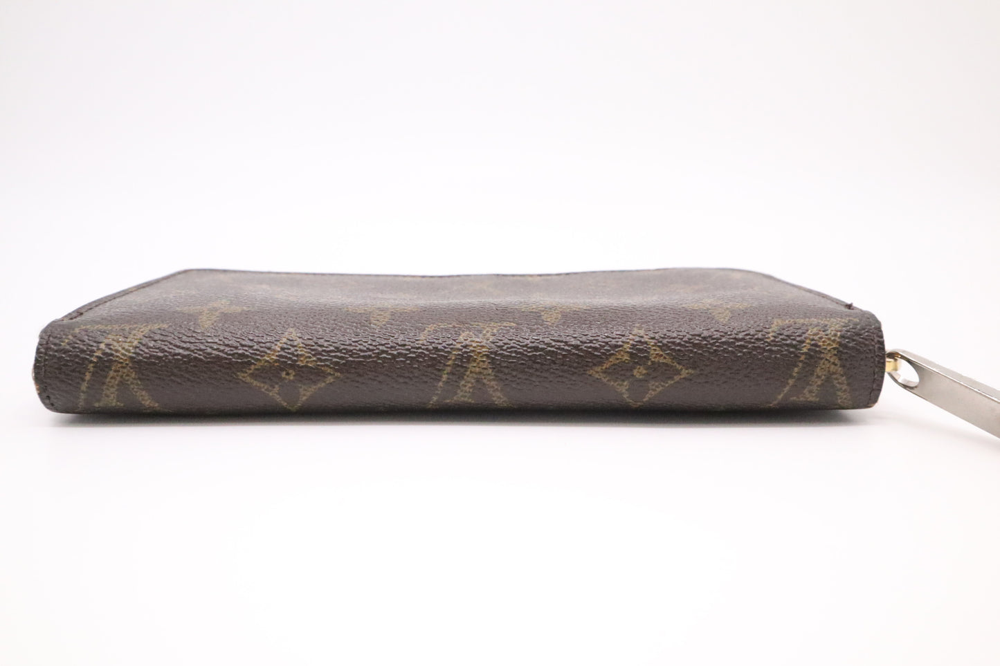 Louis Vuitton Long Zippy Wallet in Monogram Canvas