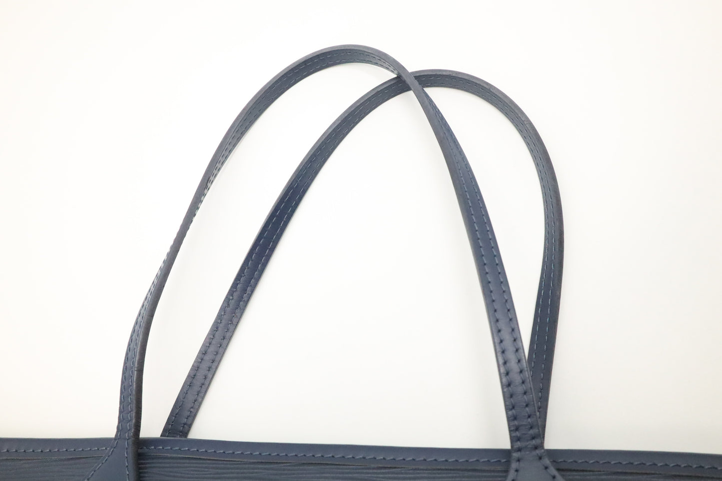 Louis Vuitton Neverfull MM in Navy Blue Epi Leather