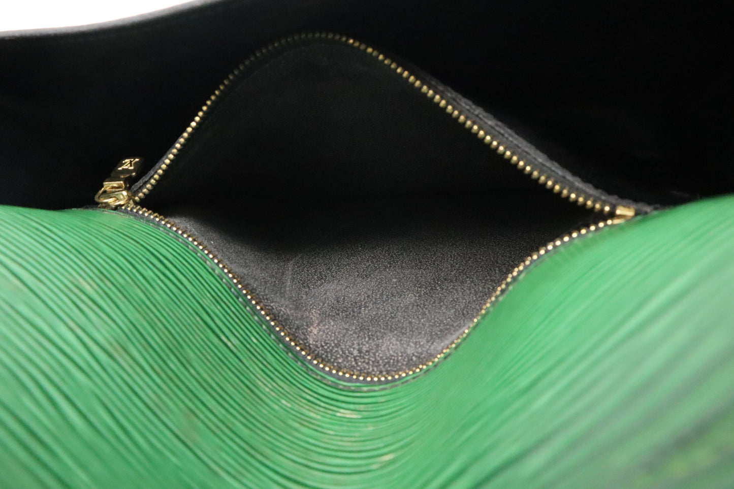 Louis Vuitton Saint Cloud GM in Green Epi Leather