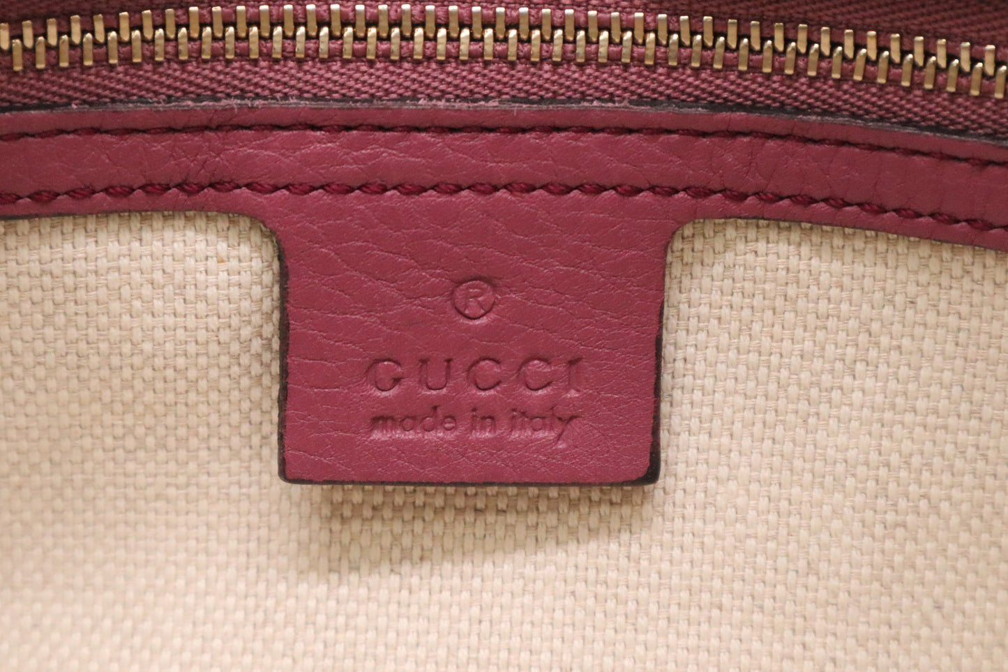 Gucci Soho Chain Shoulder Bag in Purple Leather