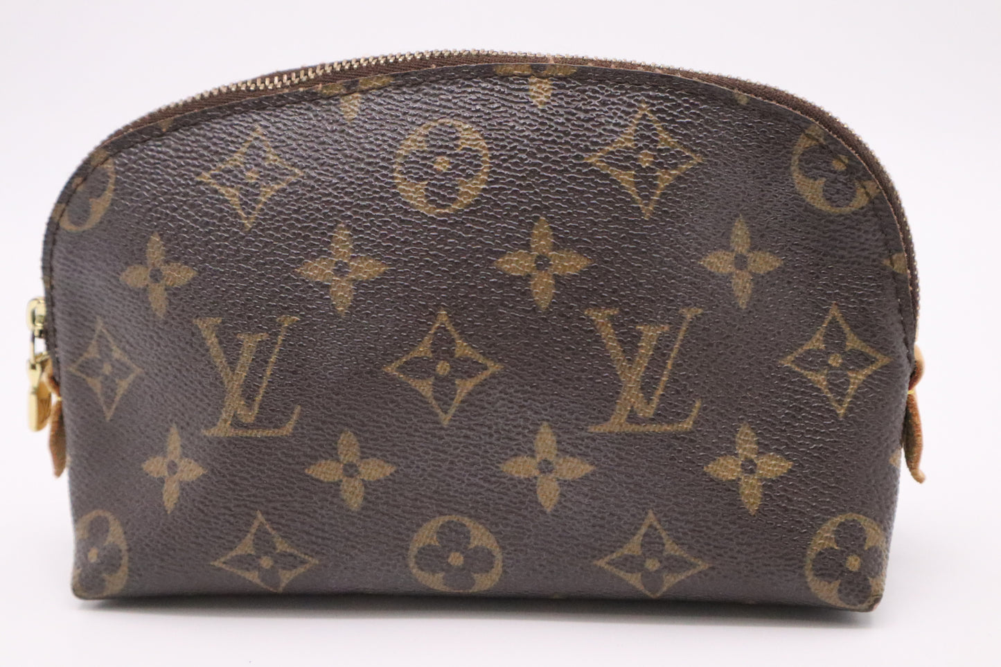 Louis Vuitton Pochette Cosmetics PM in Monogram Canvas