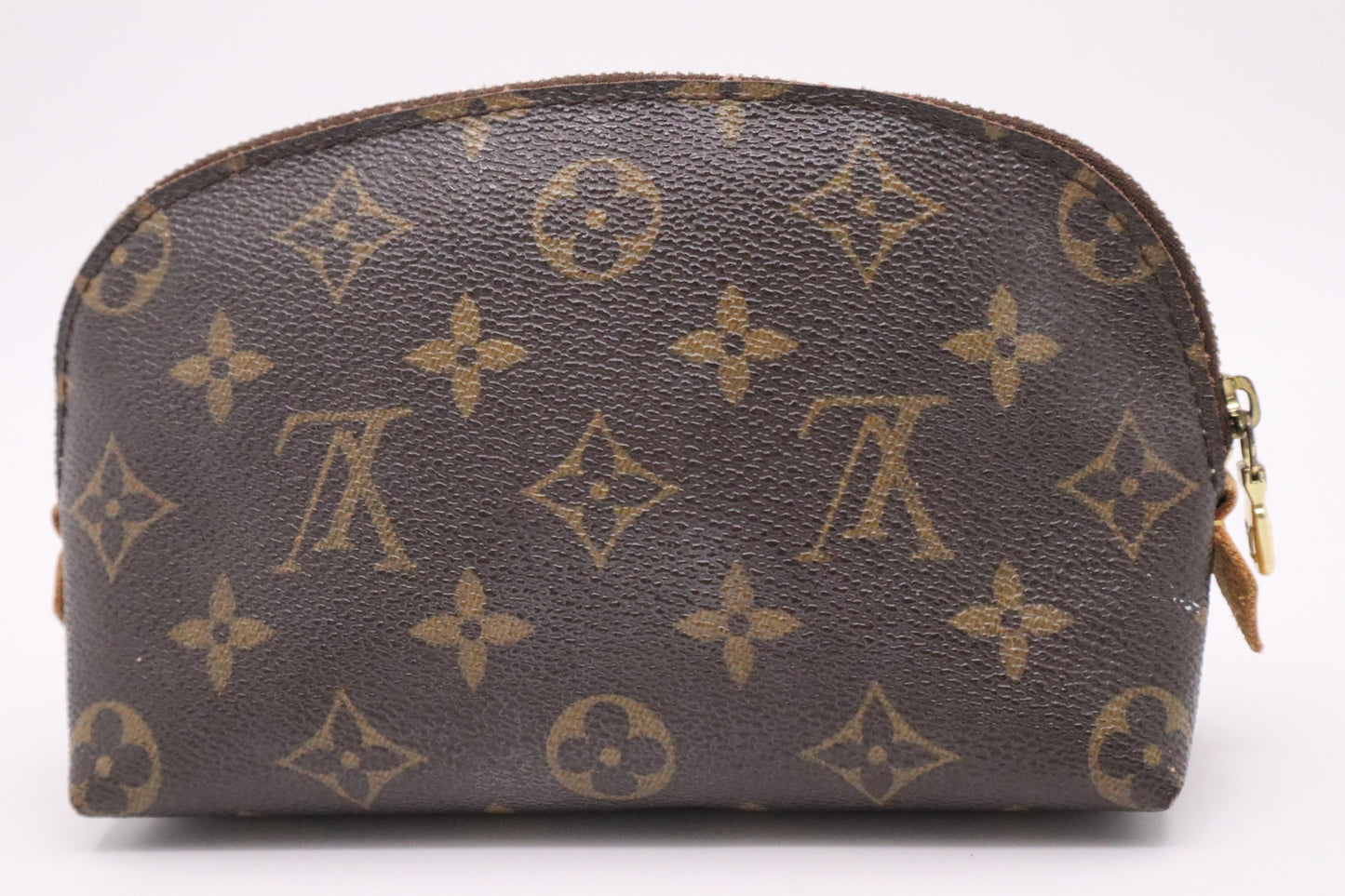 Louis Vuitton Pochette Cosmetics PM in Monogram Canvas