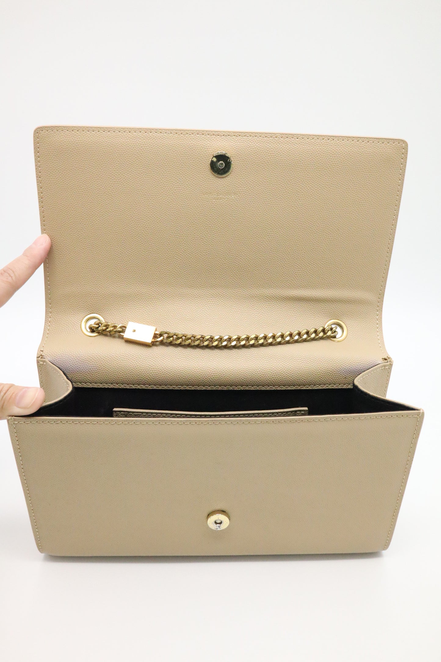 YSL Saint Laurent Medium Kate in Beige Grain de Poudre Leather