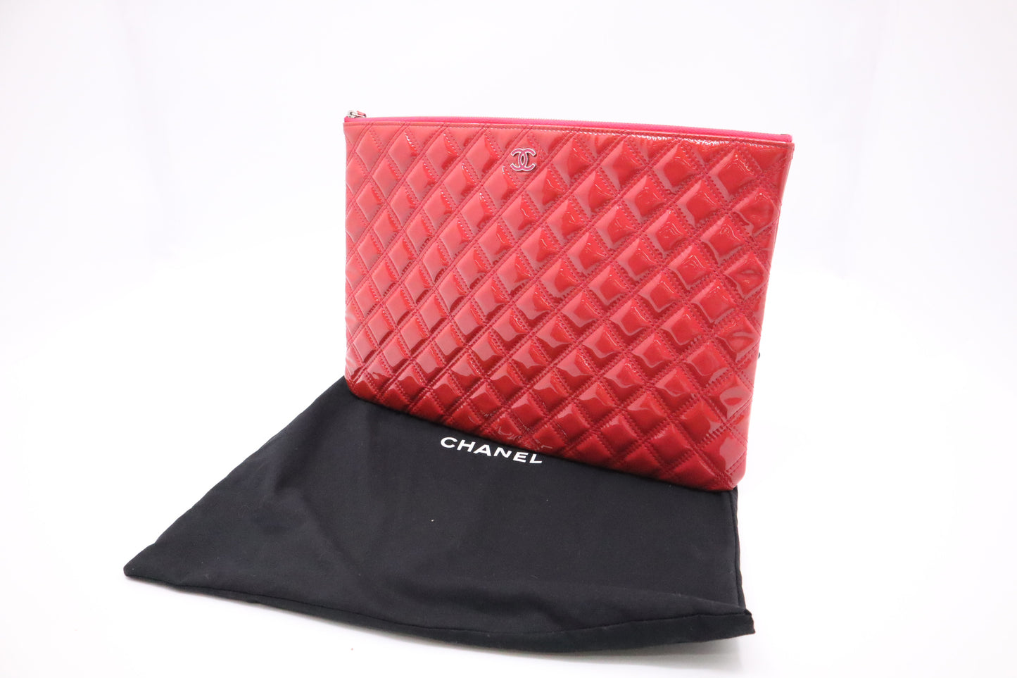 Chanel Large O Case in Pink Patent Leather