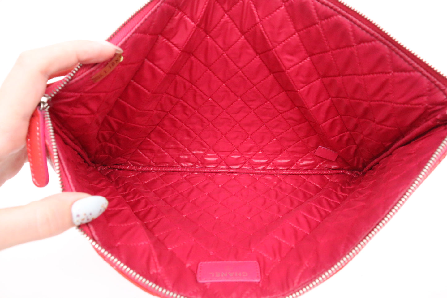 Chanel Large O Case in Pink Patent Leather