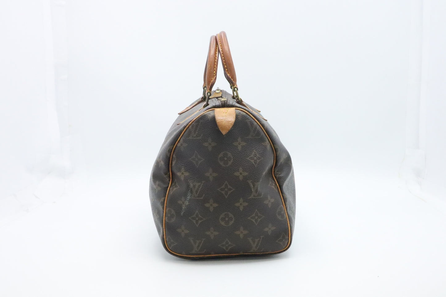 Louis Vuitton Speedy 30 in Monogram Canvas