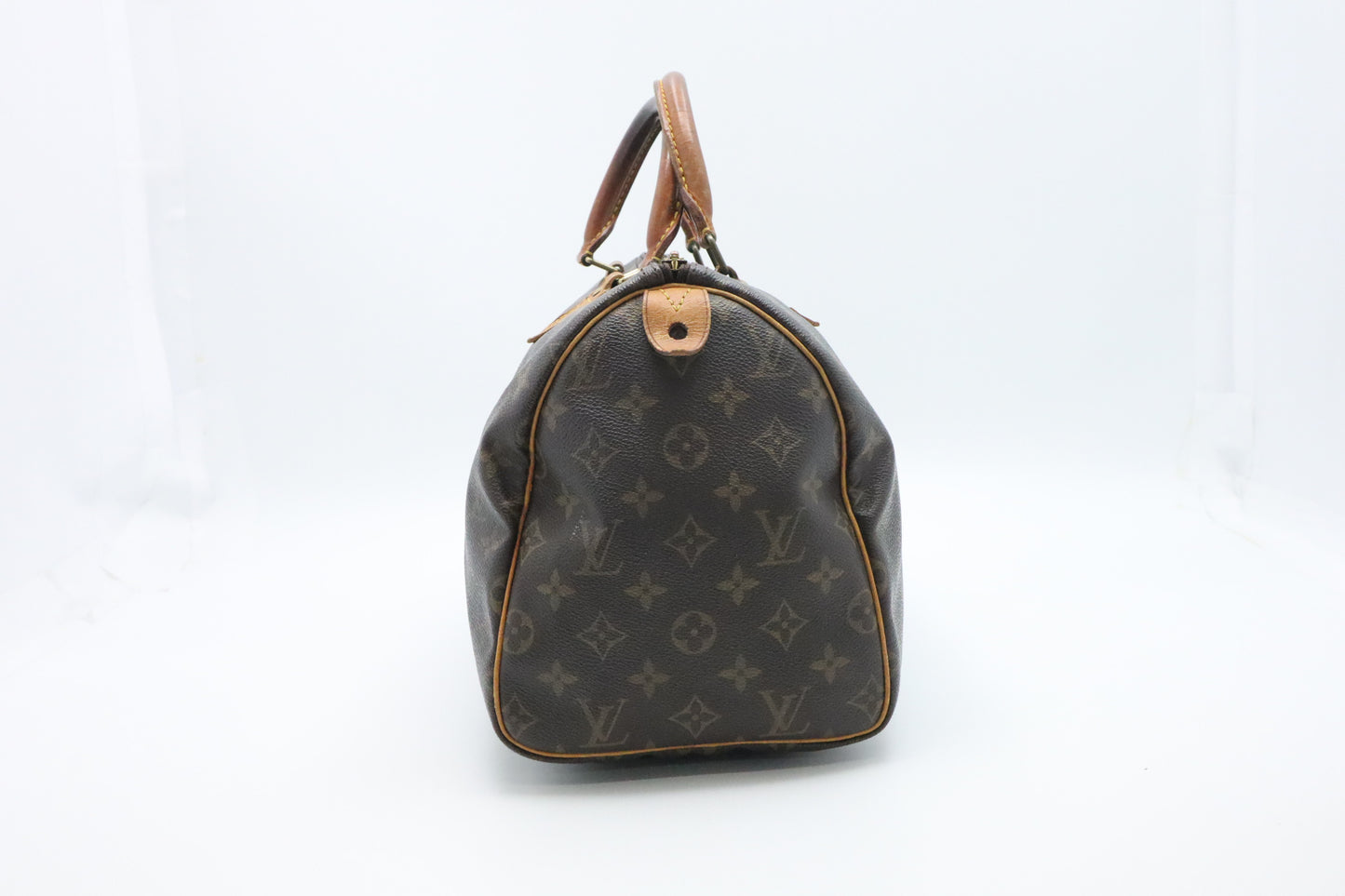 Louis Vuitton Speedy 30 in Monogram Canvas