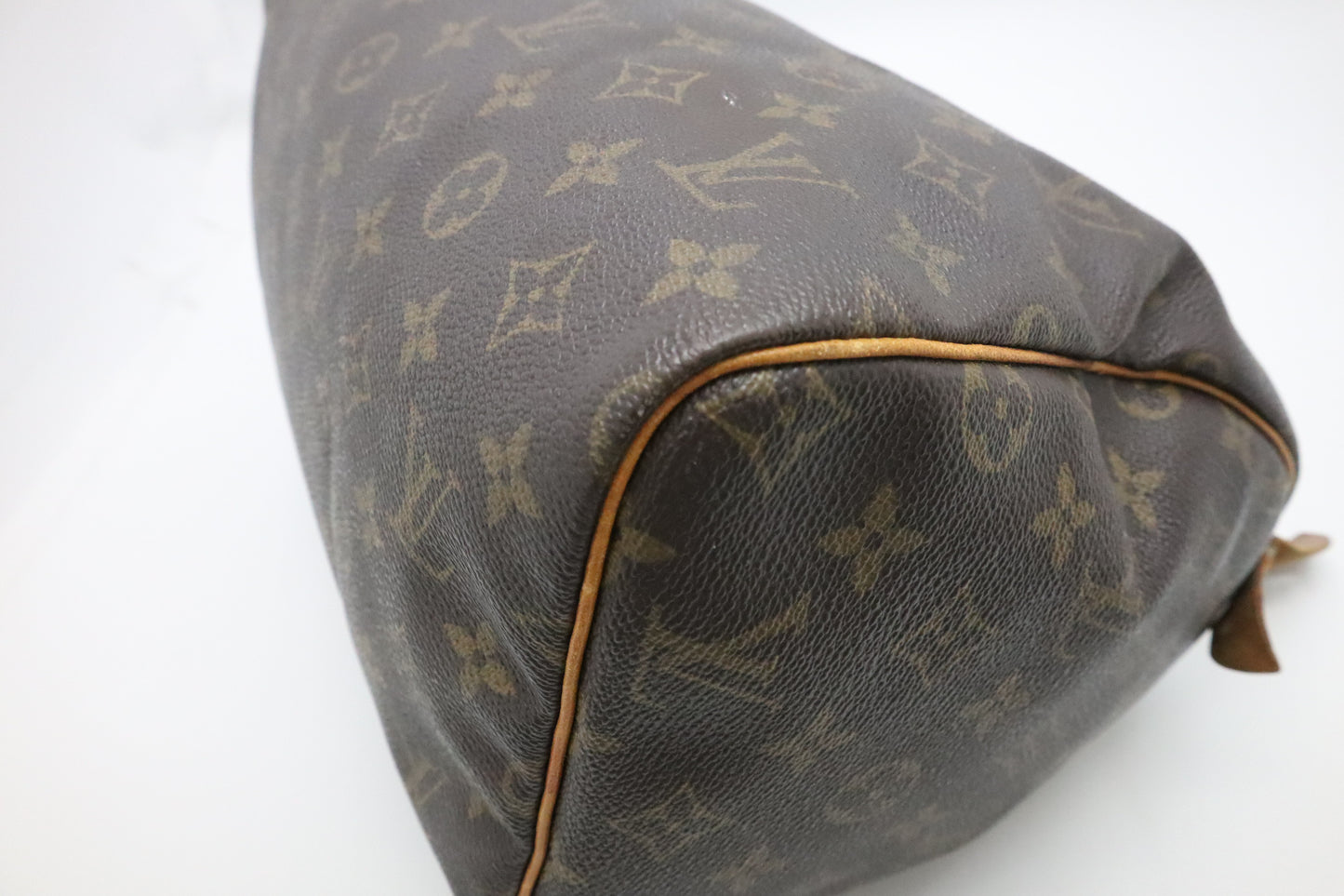 Louis Vuitton Speedy 30 in Monogram Canvas